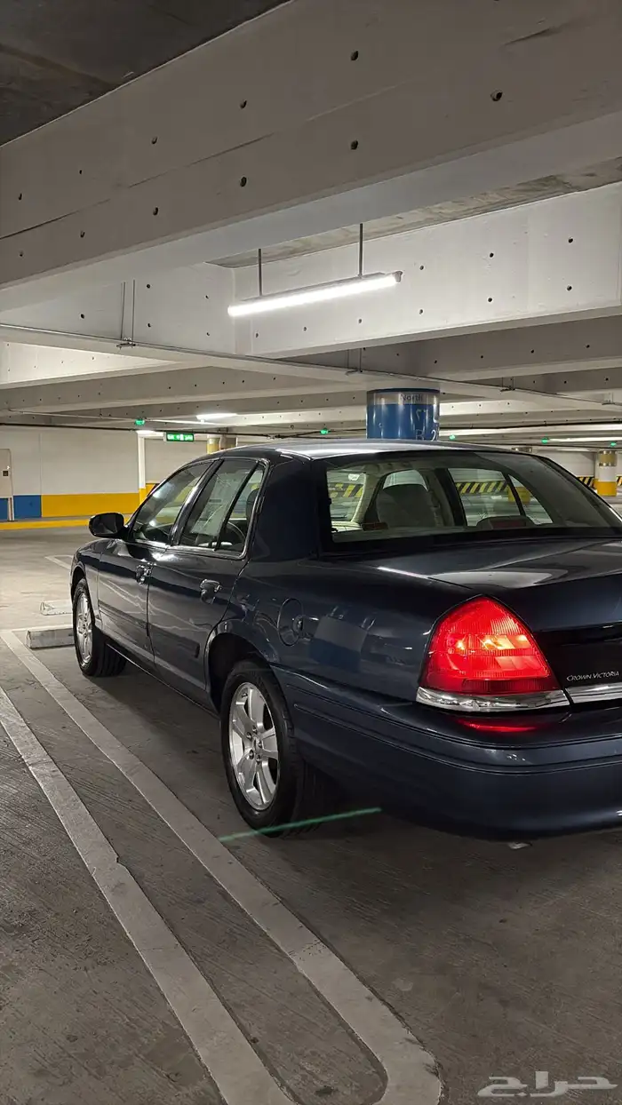 فورد كراون فكتوريا 0