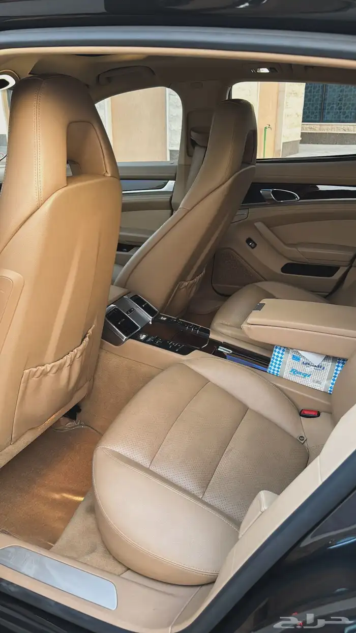 بورش باناميرا بلاتينيوم 7