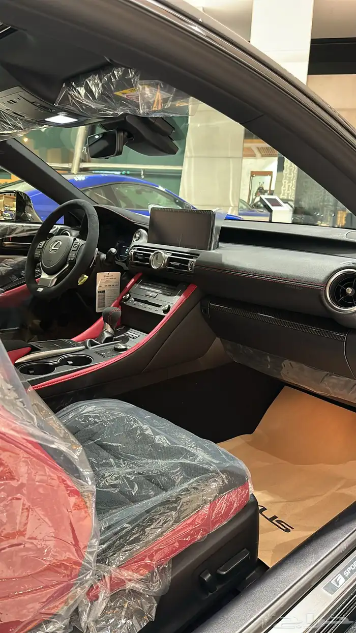 لكزس RC350 F فاينل ادشن 2025 14