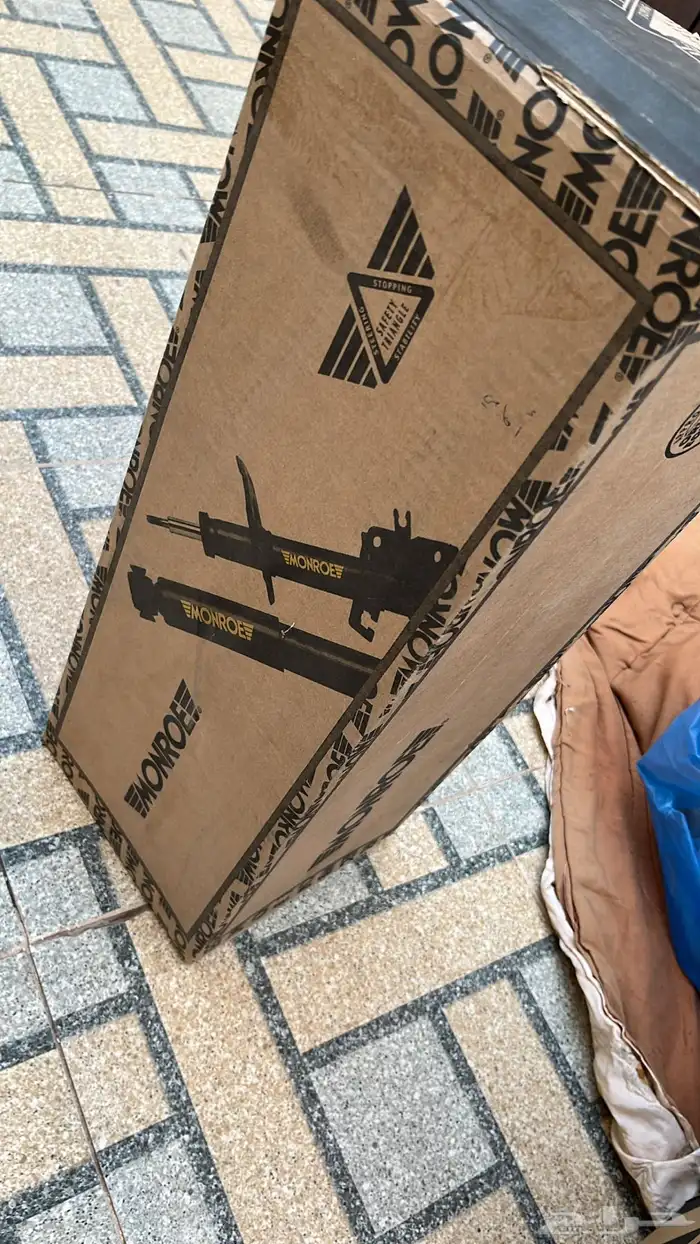 مساعد خلفي كامري 3