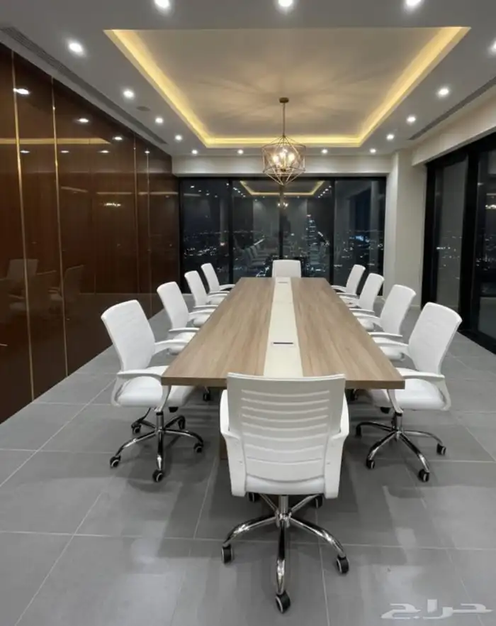 لدينا جميع أنواع الأثاث المكتبي المتوفر 1