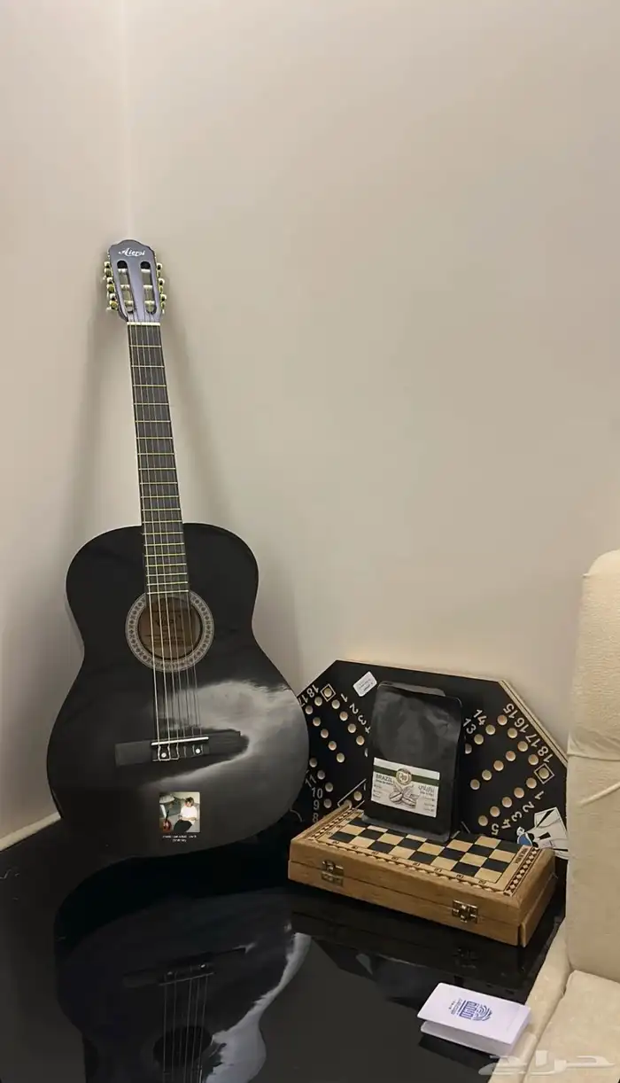 قيتار كلاسيكي 0