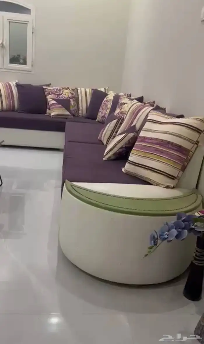 كنب للبيع مع طاولات 1