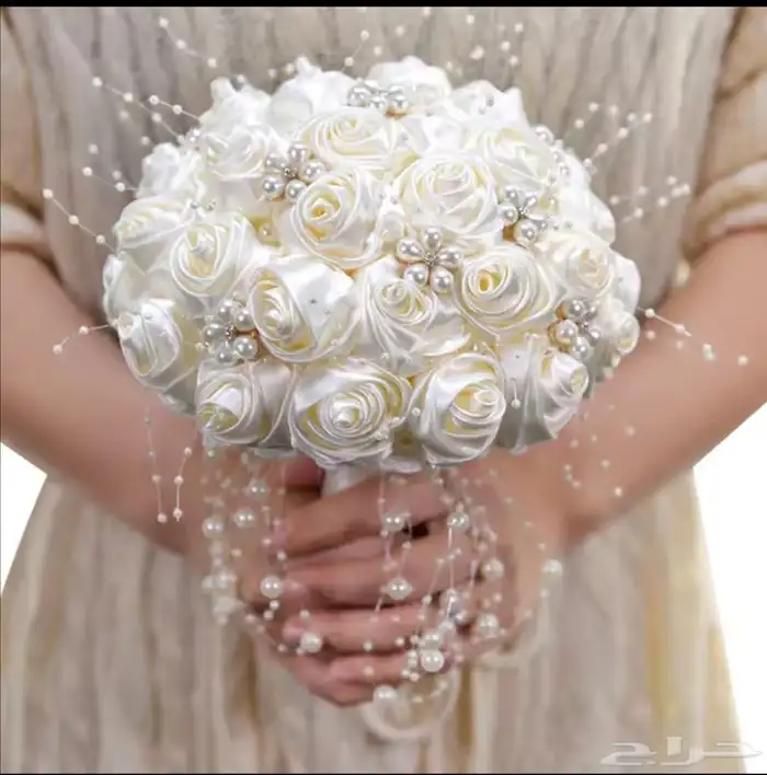 فستان زفاف للبيع بسعر مغري 3