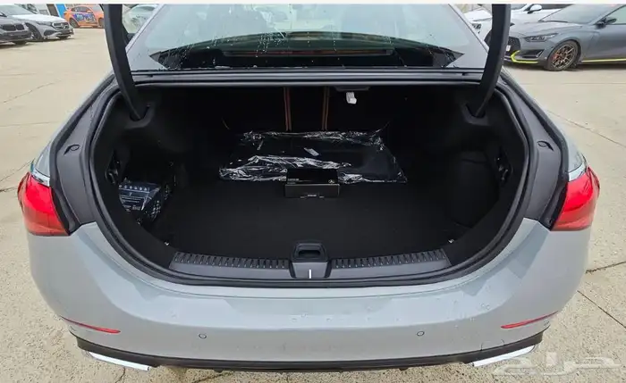 مرسيدس E200 2026 لون مميز - اصفار وكالة 2