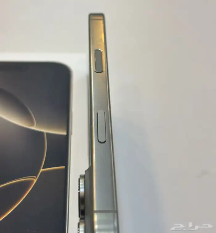 ايفون 16 برو 256 ق نظييف جدا 1