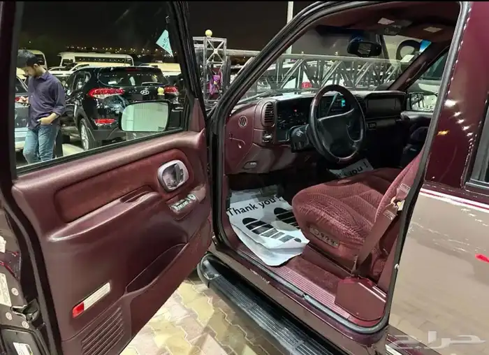 جمس يوكن موديل 1997 مخزن نضيف 9