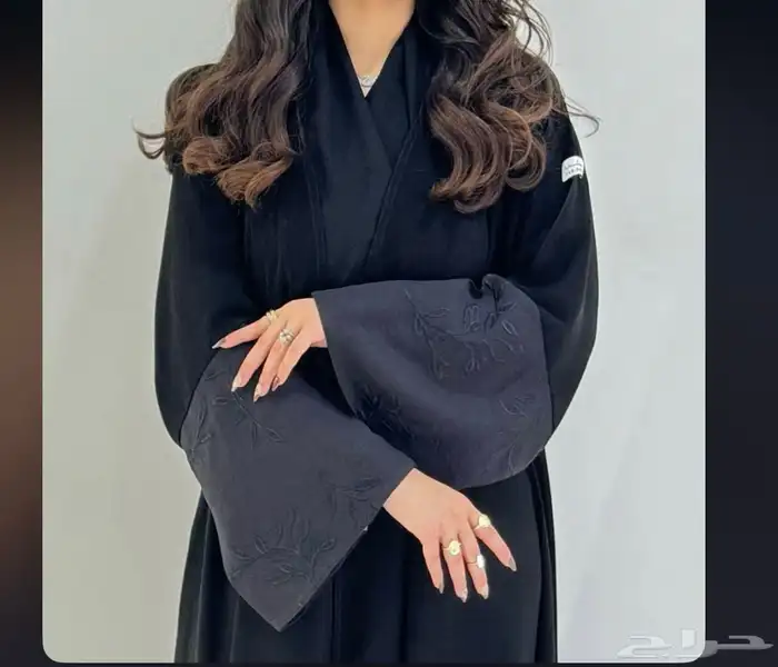 عباية من براند سخب جديده سبب البيع المقاس صغير 54 0