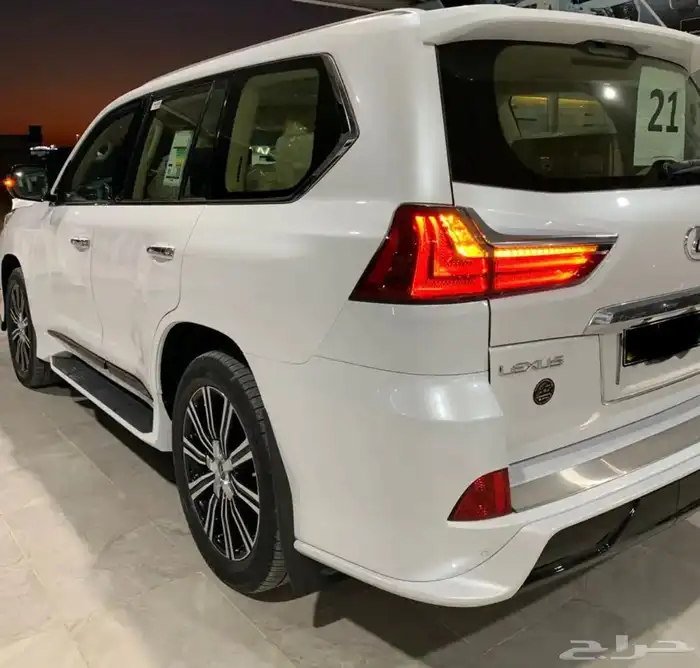 للبيع لكزس 2021 وكاله وشرط ماشي 138 كم سعودي فل 3