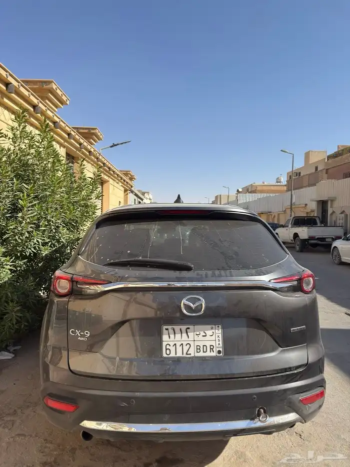 مازدا cx9 2023 مصدوم 3