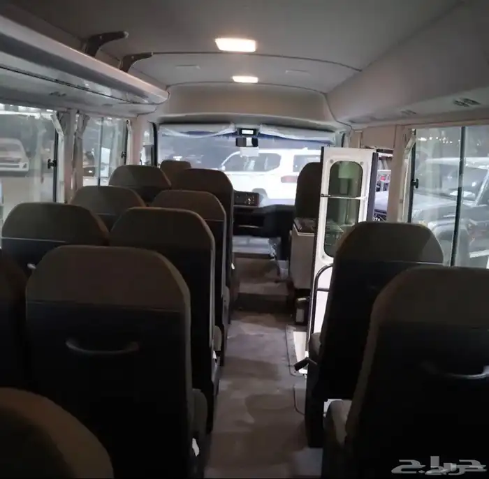 باص كوستر ديزل قير تماتيك 12