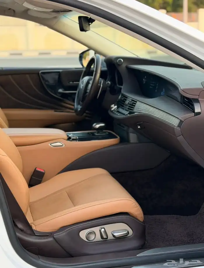 للبيع لكزس LS 350 2020 6