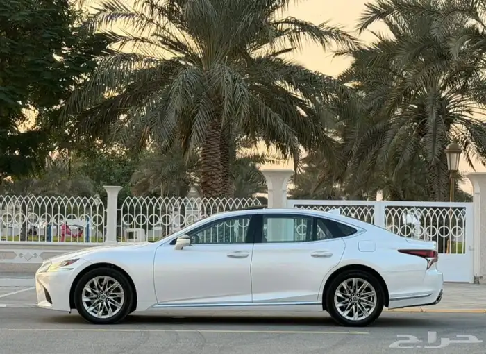 للبيع لكزس LS 350 2020 2