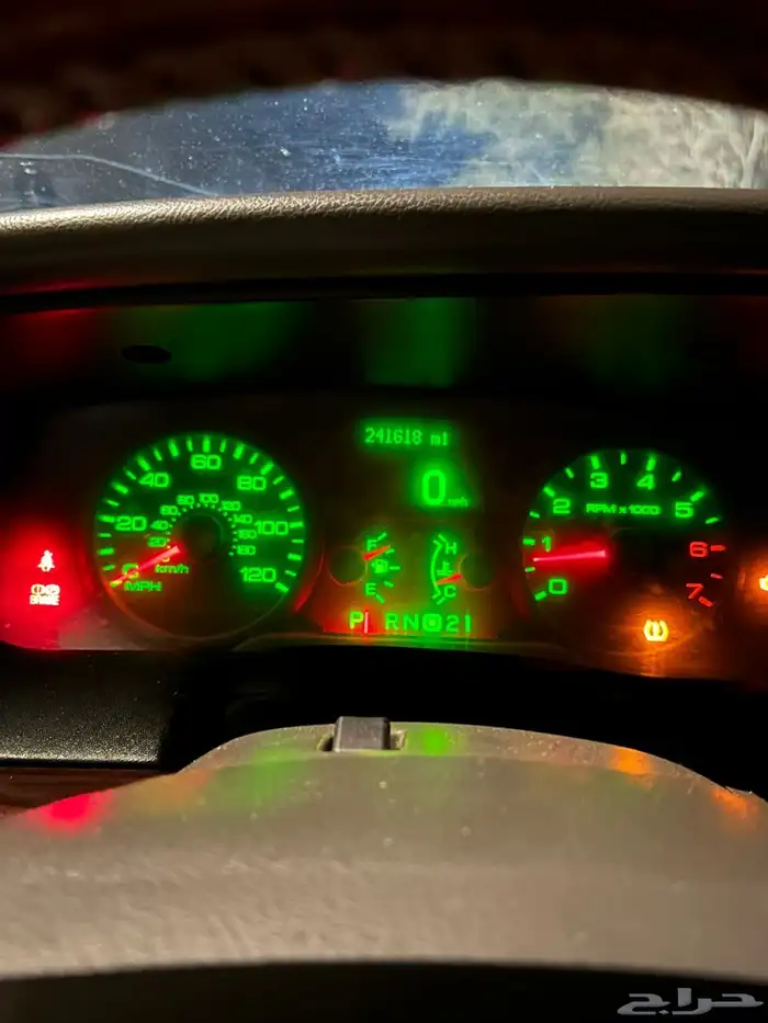 فورد كراون فكتوريا2011 امريكي 1