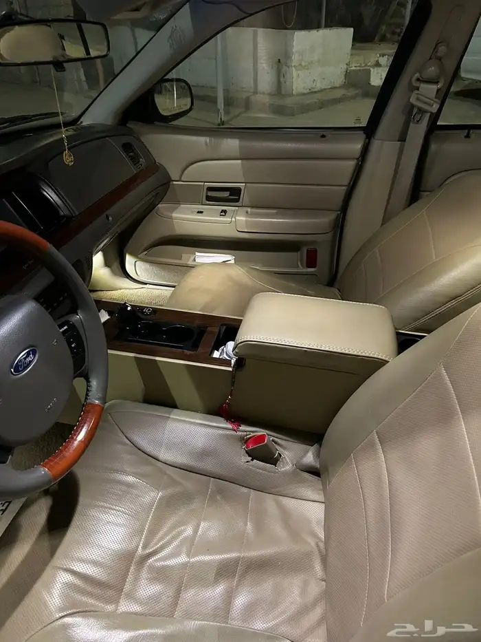 فورد كراون فكتوريا2011 امريكي 4