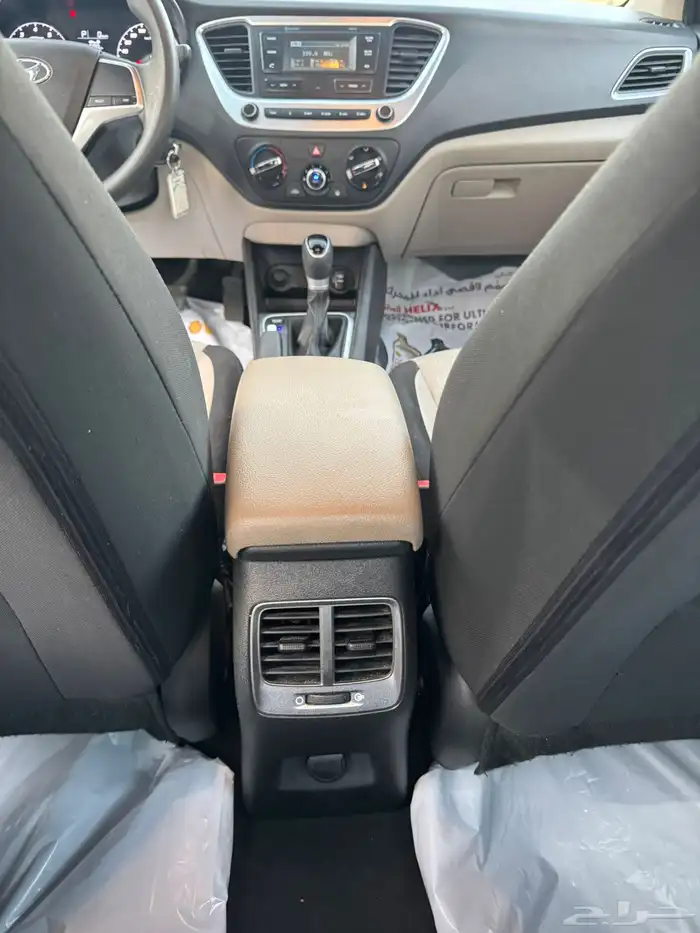 للبيع اكسنت 2023 7