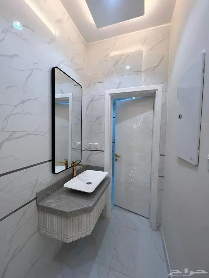 شقه ارضيه حي الريان ب 420 8