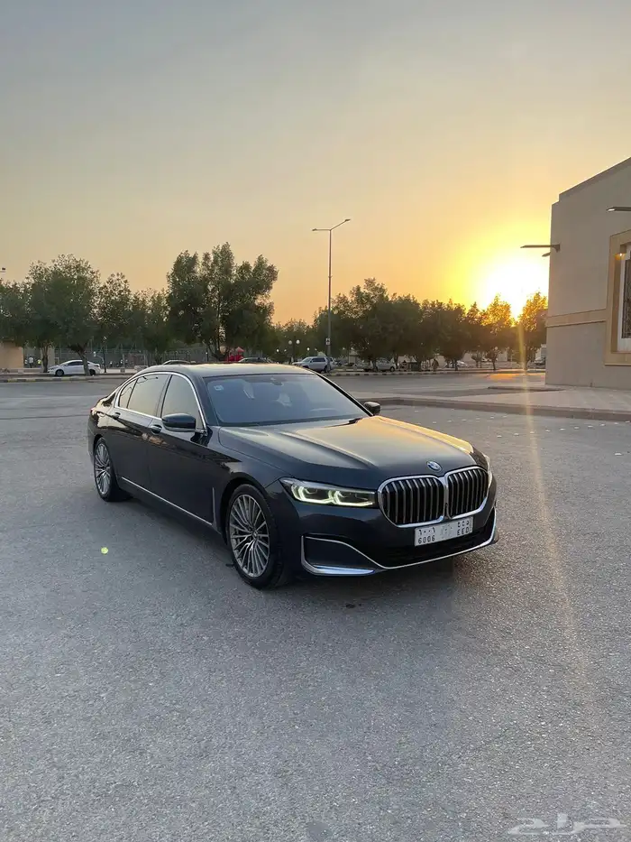 بي ام دبليو 730 2020 4