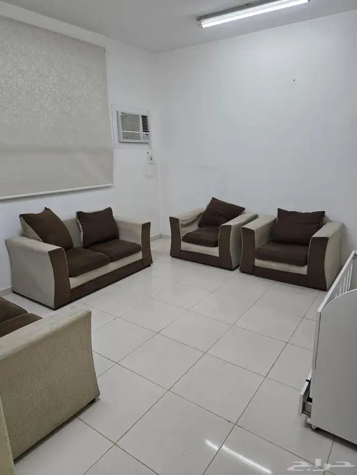 شقه 3 غرف للايجار عوائل 11