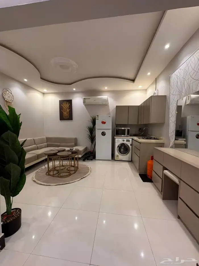 شقة مؤثثة غرفة وصالة مع المطبخ ارضية حي لبن للإيجار 6