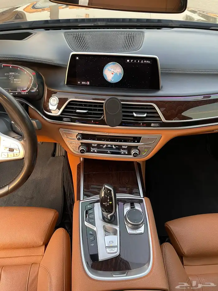 بي ام دبليو 730 2020 12