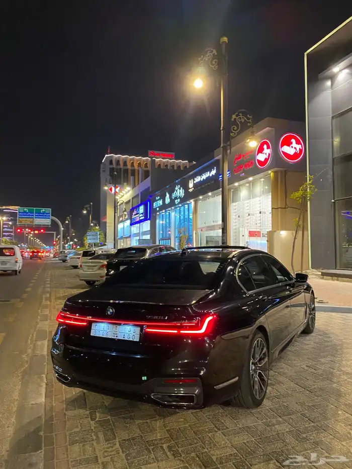 بي ام دبليو 2020 4 cylinder اسود BMW2020 kit M 730 LI 5