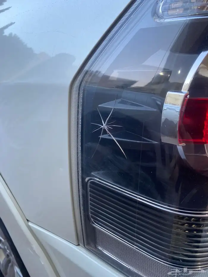 باجيرو ربع 2016 ابيض 23