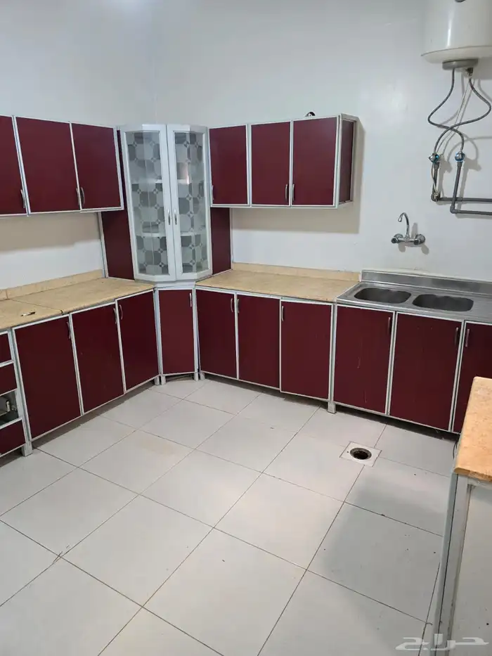 شقه 3 غرف للايجار عوائل 9