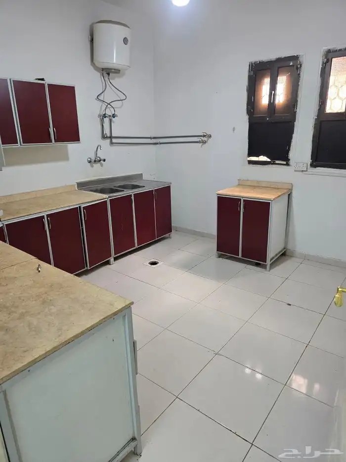 شقه 3 غرف للايجار عوائل 8