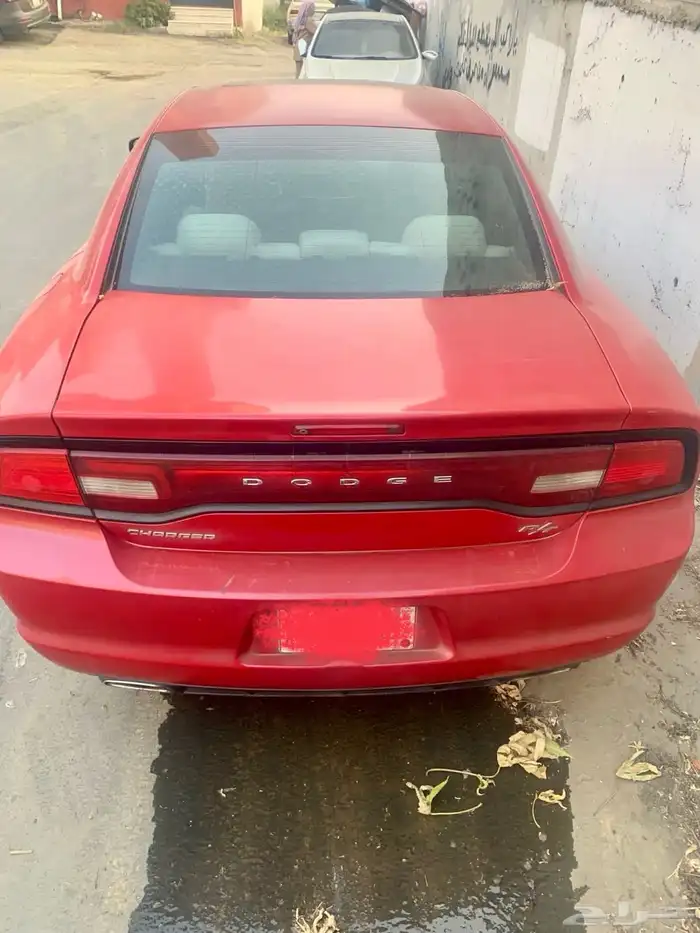 للبيع دودج تشارجر RT 2013   8 سلندر 1