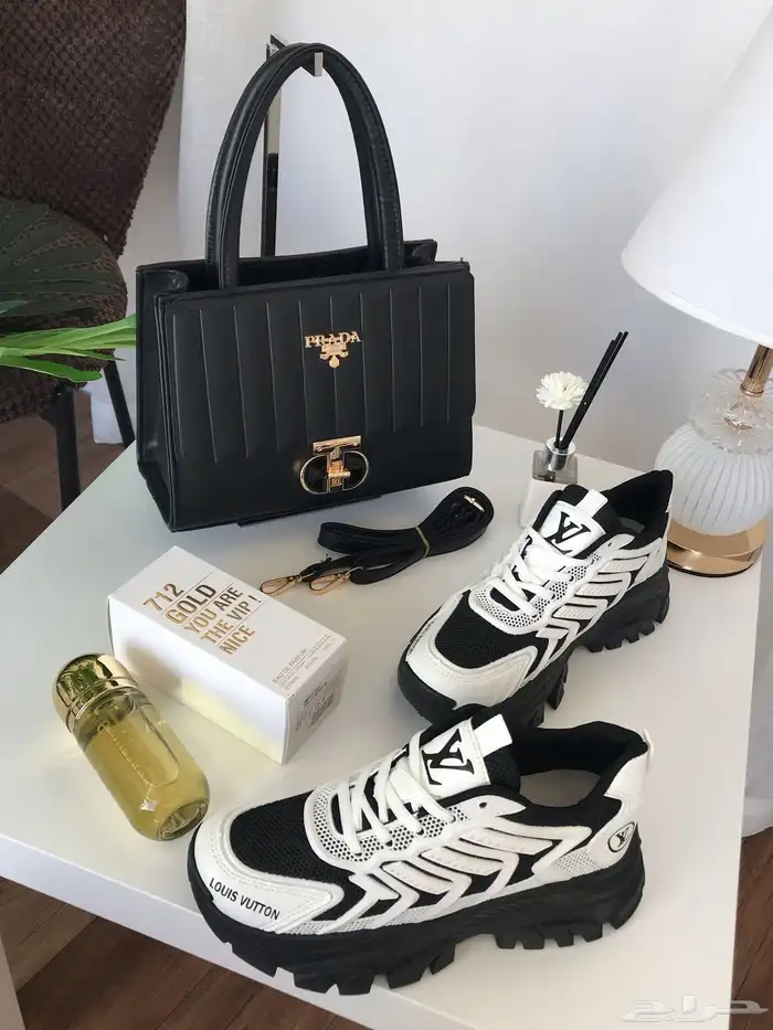 هدايا نسائيه طقم شنط 19