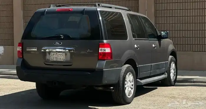 فورد اكسبدشن قصير 10