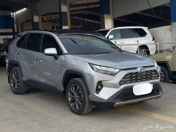 تويوتا راف فور 2022 فل كامل لمتيد 1
