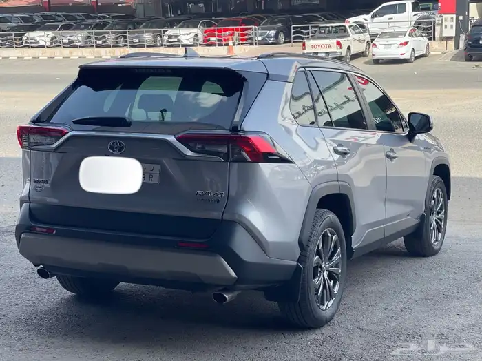 تويوتا راف فور 2022 فل كامل لمتيد 4