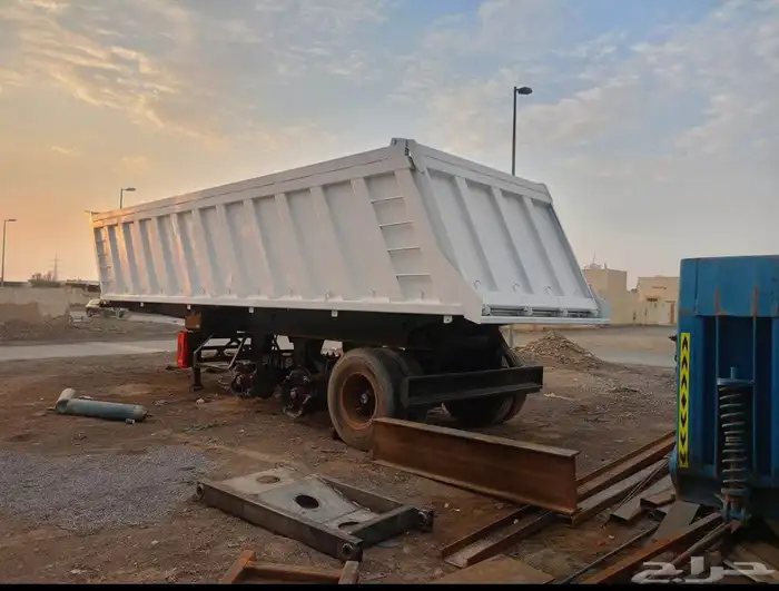 صندوق قلاب ثلاث محاور 1