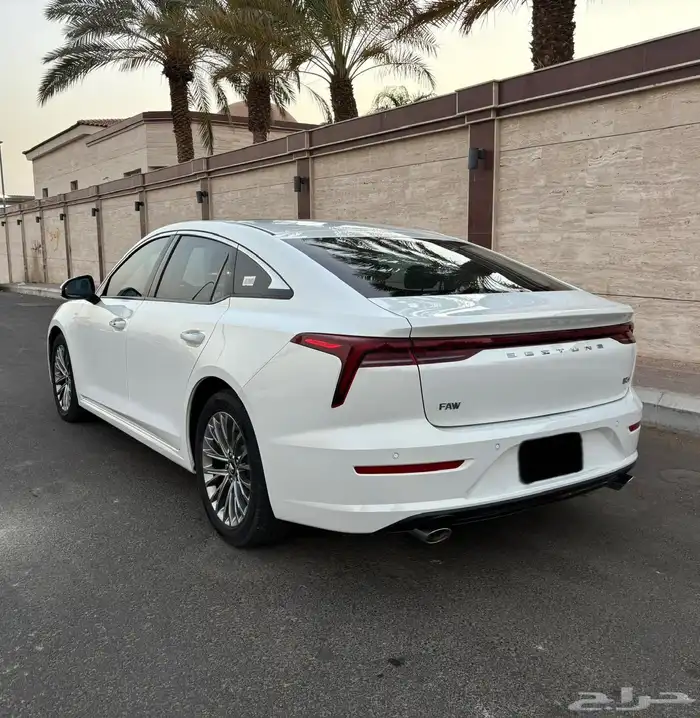 فاو B70 فل موديل 2023 بودي وكالة البيع (45000) 3