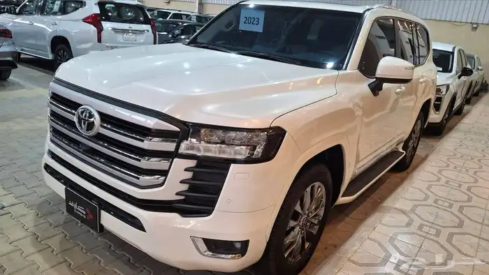 تويوتا لاندكروزر 2023 مستعملة مفحوصة مضمونة مصينة 0