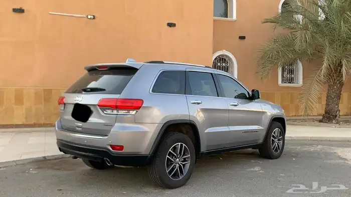 جيب شيروكي 2018 5