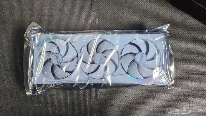 للبيع  كرت شاشة Gigabyte AORUS RTX 5080 Master ICE 1