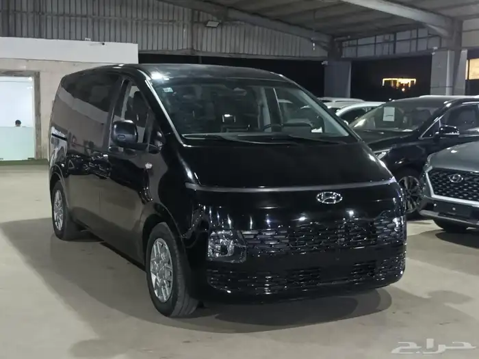 هيونداي ستاريا اسود 2022 ديزل بطاقة جمركية وارد كوريا 3