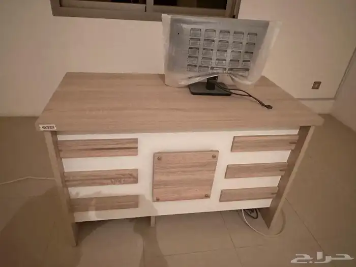 للبيع اثاث مكتبي 25