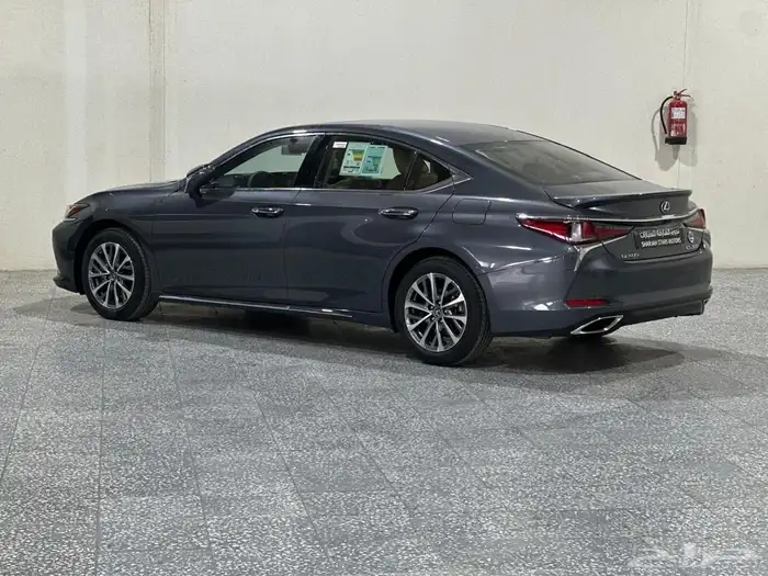 لكزس ES350 فئة CA الساير (196900) شامل الضريبة 2