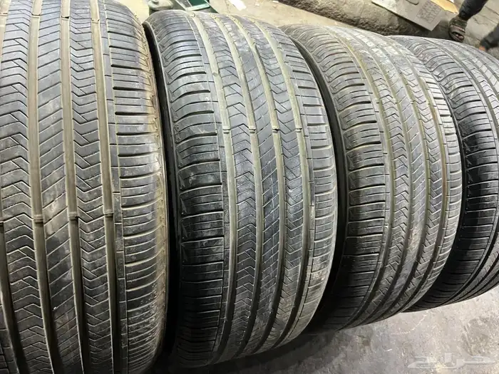 جنوط جيب لاند كروزر 2019 مع كفرات صيني 285.50.20 ت24 24