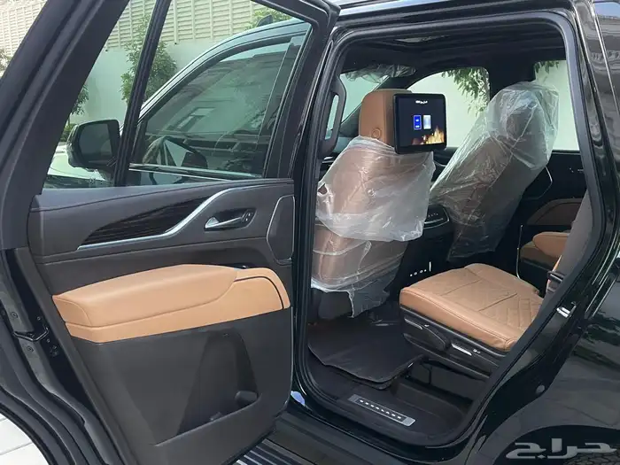 كاديلاك اسكاليد 16