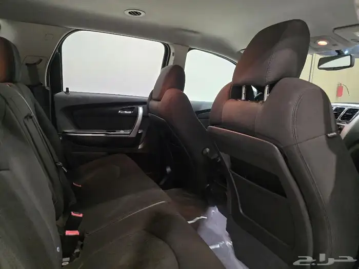 جمس اكاديا موديل 2012 بحالة ممتازة 7