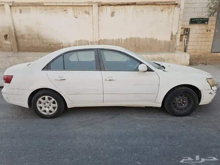 سوناتا 2010 قير عادي للبيع 1