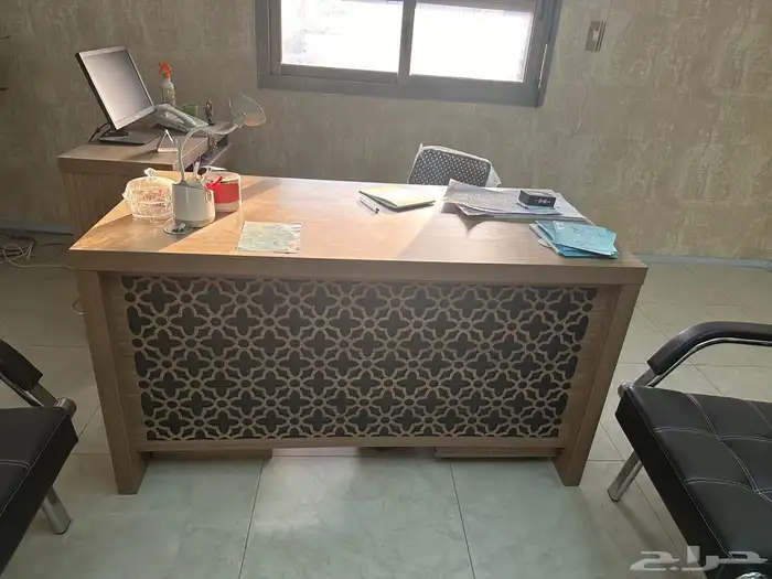 للبيع اثاث مكتبي 31