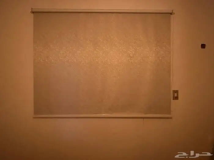 للبيع اثاث مكتبي 5