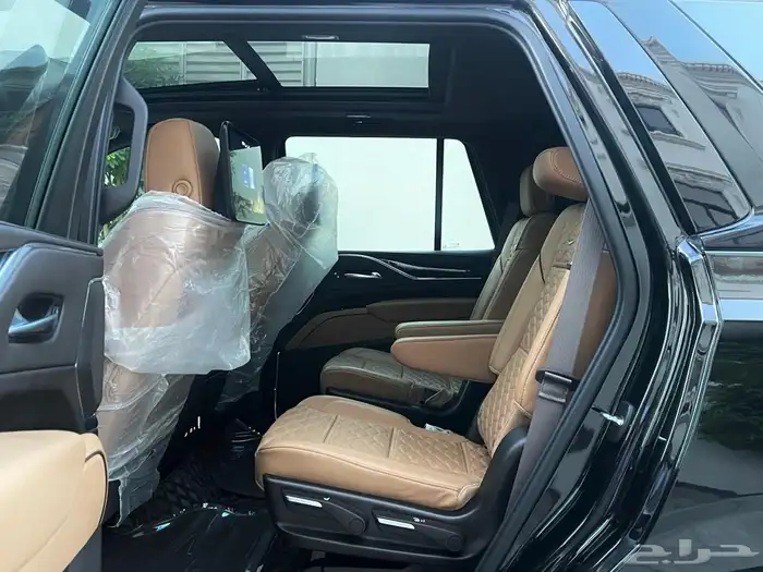 كاديلاك اسكاليد 15