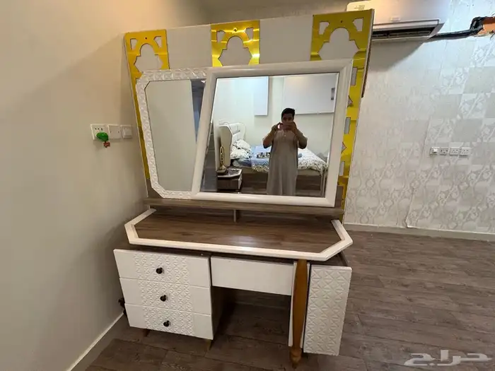 غرفة نوم للبيع 1